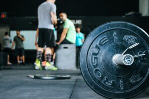 Lee más sobre el artículo Descubre la mejor rutina de gimnasio para adelgazar la barriga y obtener resultados rápidos